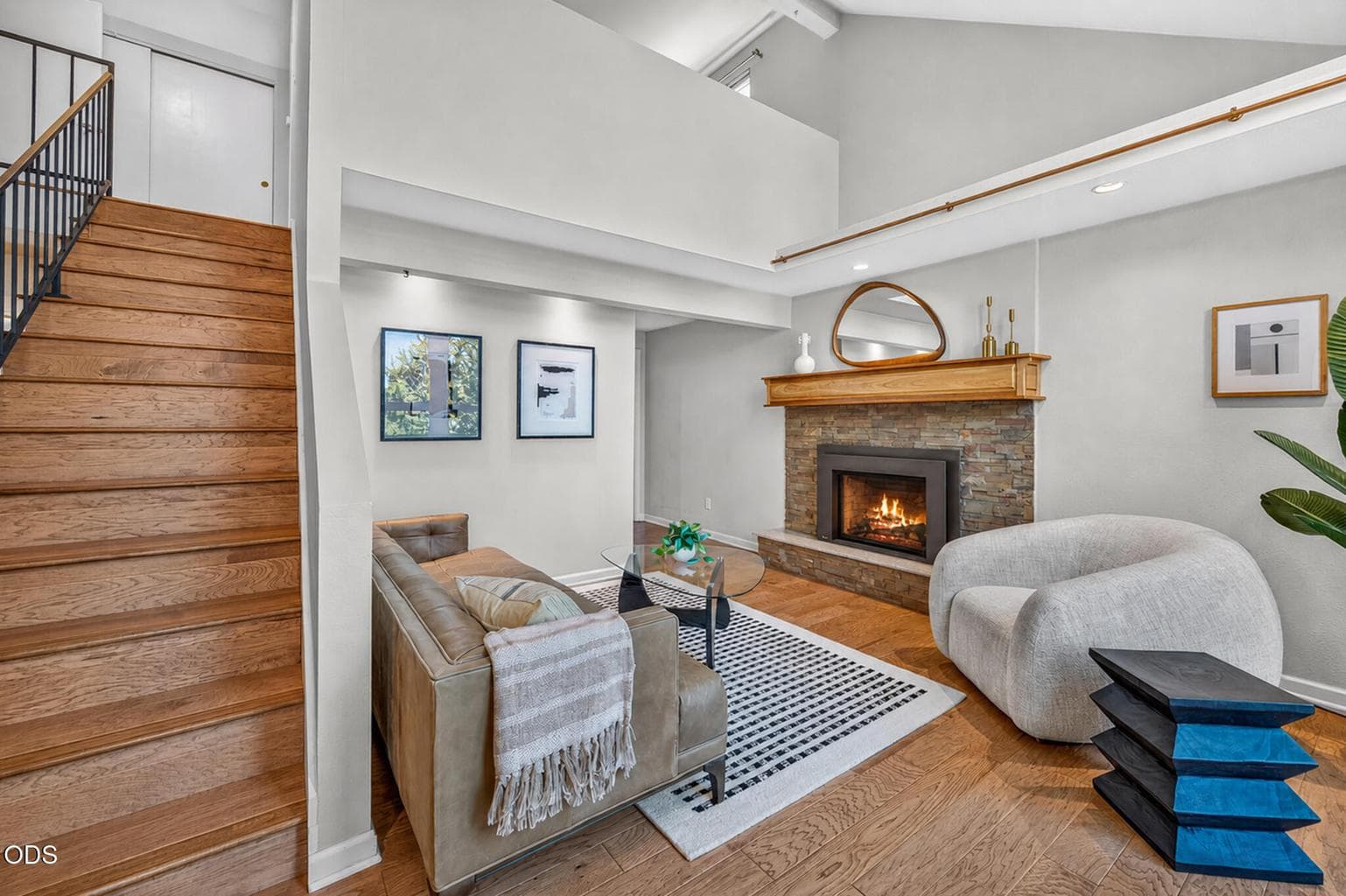 Photo of 63928 Sunset Drive 6 of 40