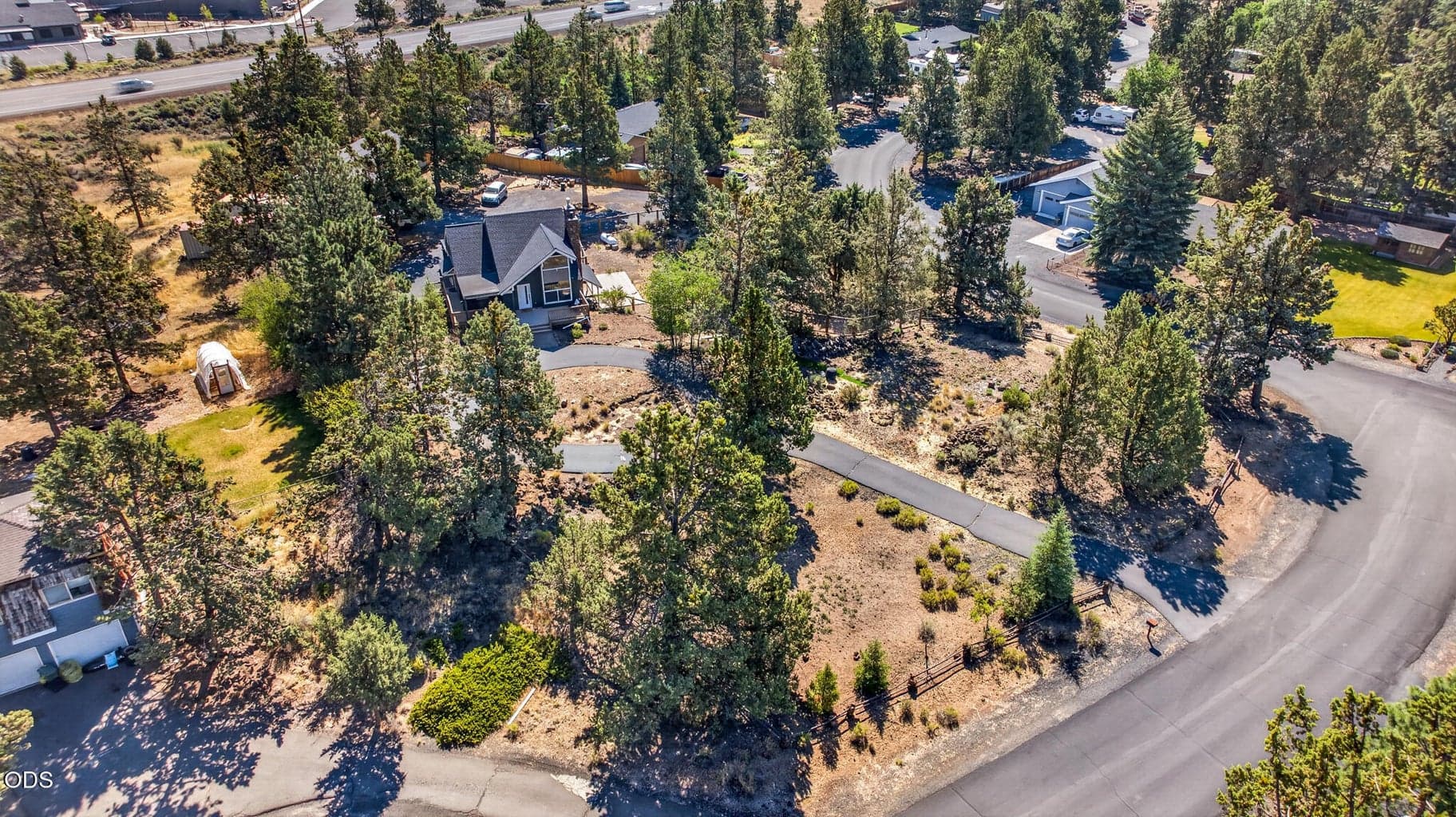 Photo of 63928 Sunset Drive 39 of 40