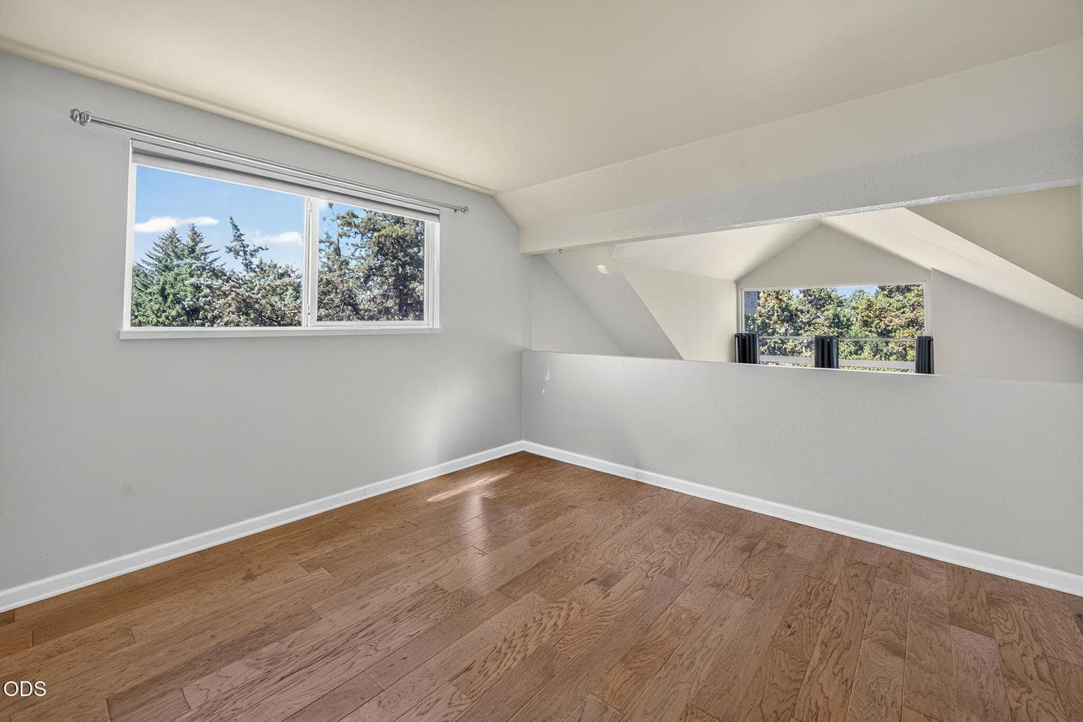 Photo of 63928 Sunset Drive 22 of 40