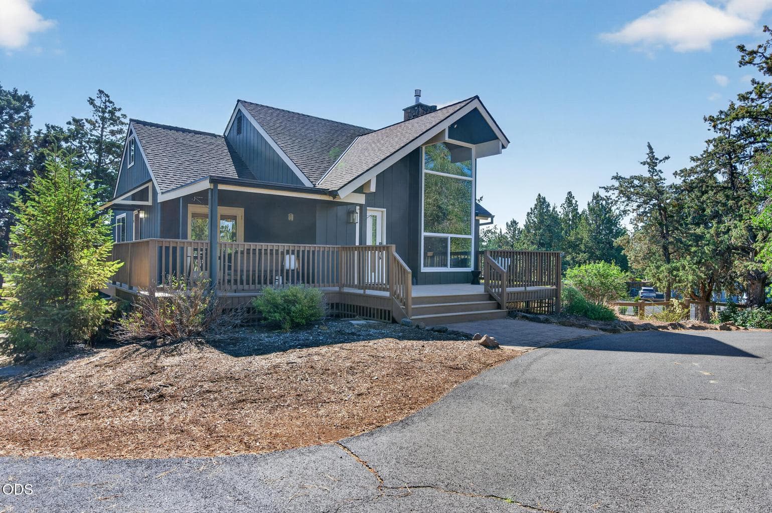 Photo of 63928 Sunset Drive 3 of 40