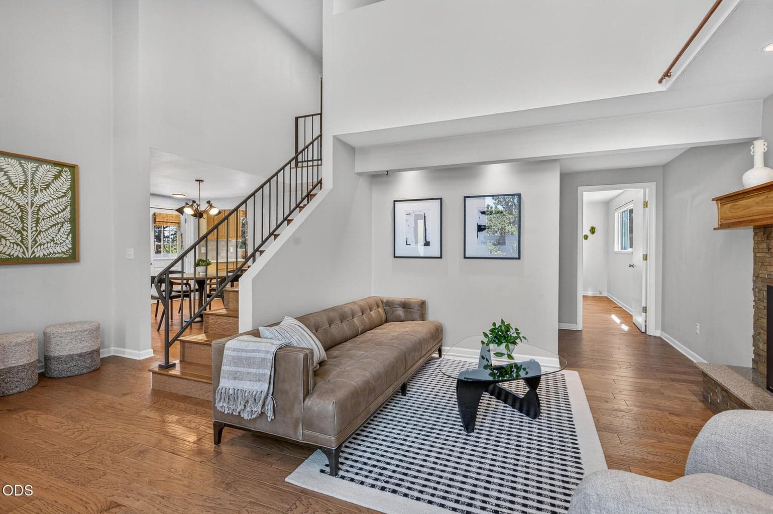 Photo of 63928 Sunset Drive 5 of 40