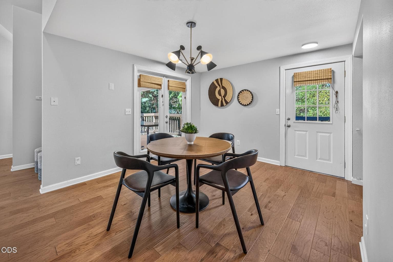 Photo of 63928 Sunset Drive 13 of 40