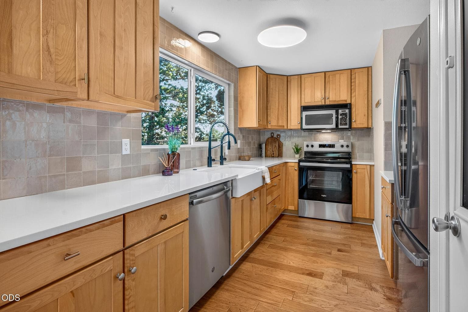 Photo of 63928 Sunset Drive 9 of 40