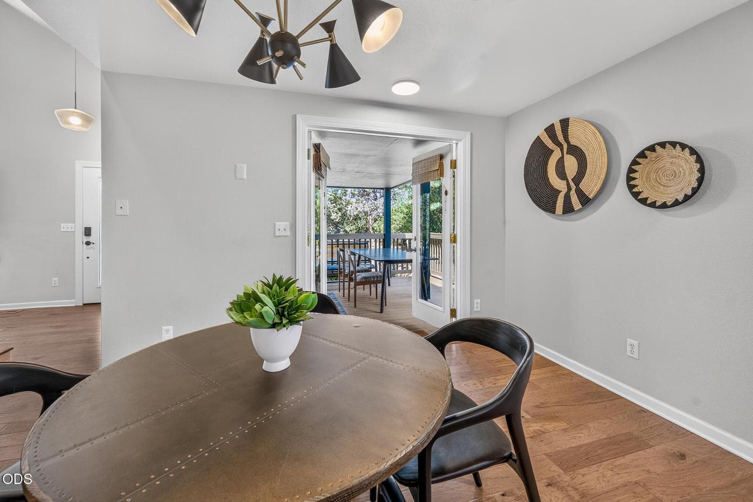 Photo of 63928 Sunset Drive 14 of 40