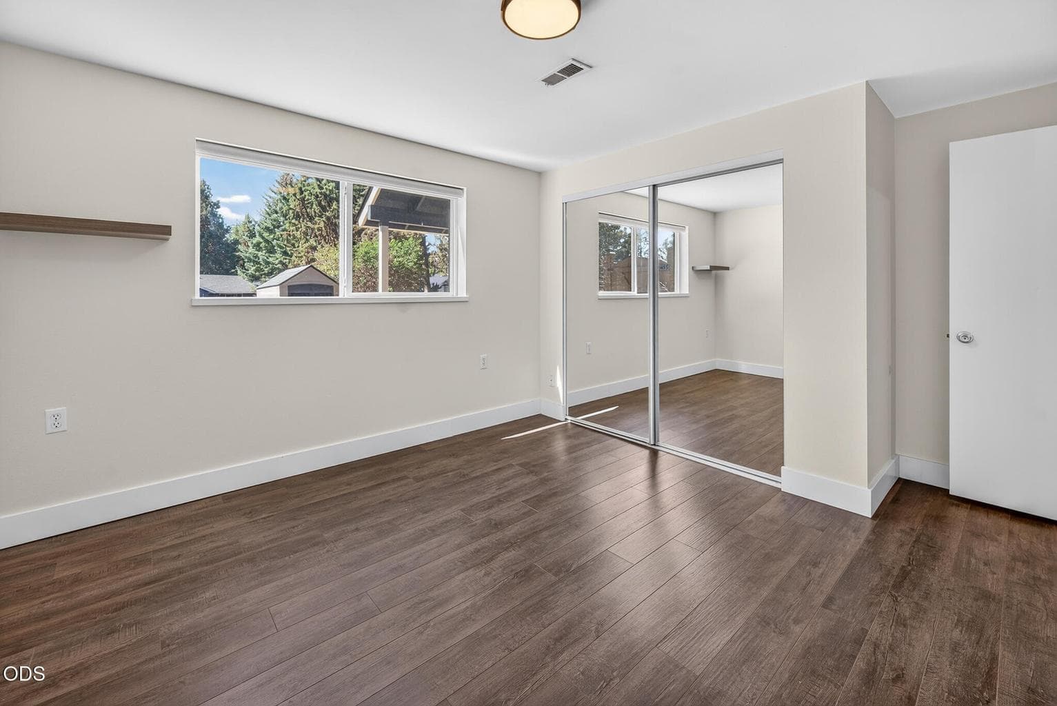 Photo of 63928 Sunset Drive 33 of 40