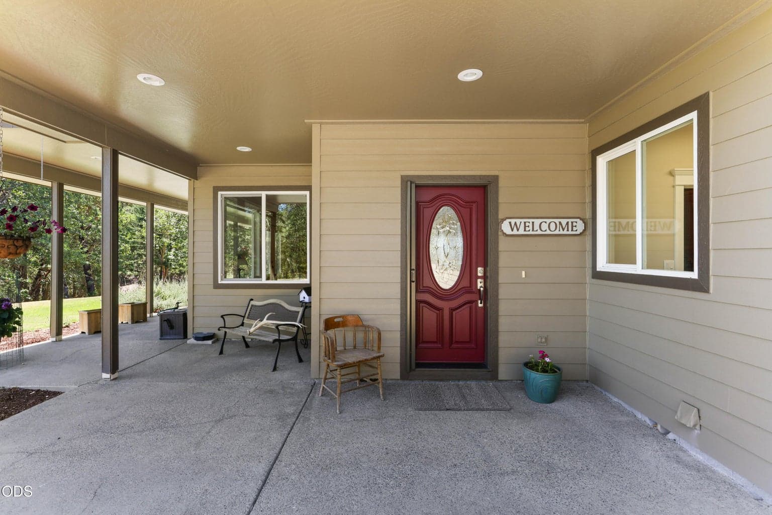 Photo of 1095 Ingalls Lane 4 of 38