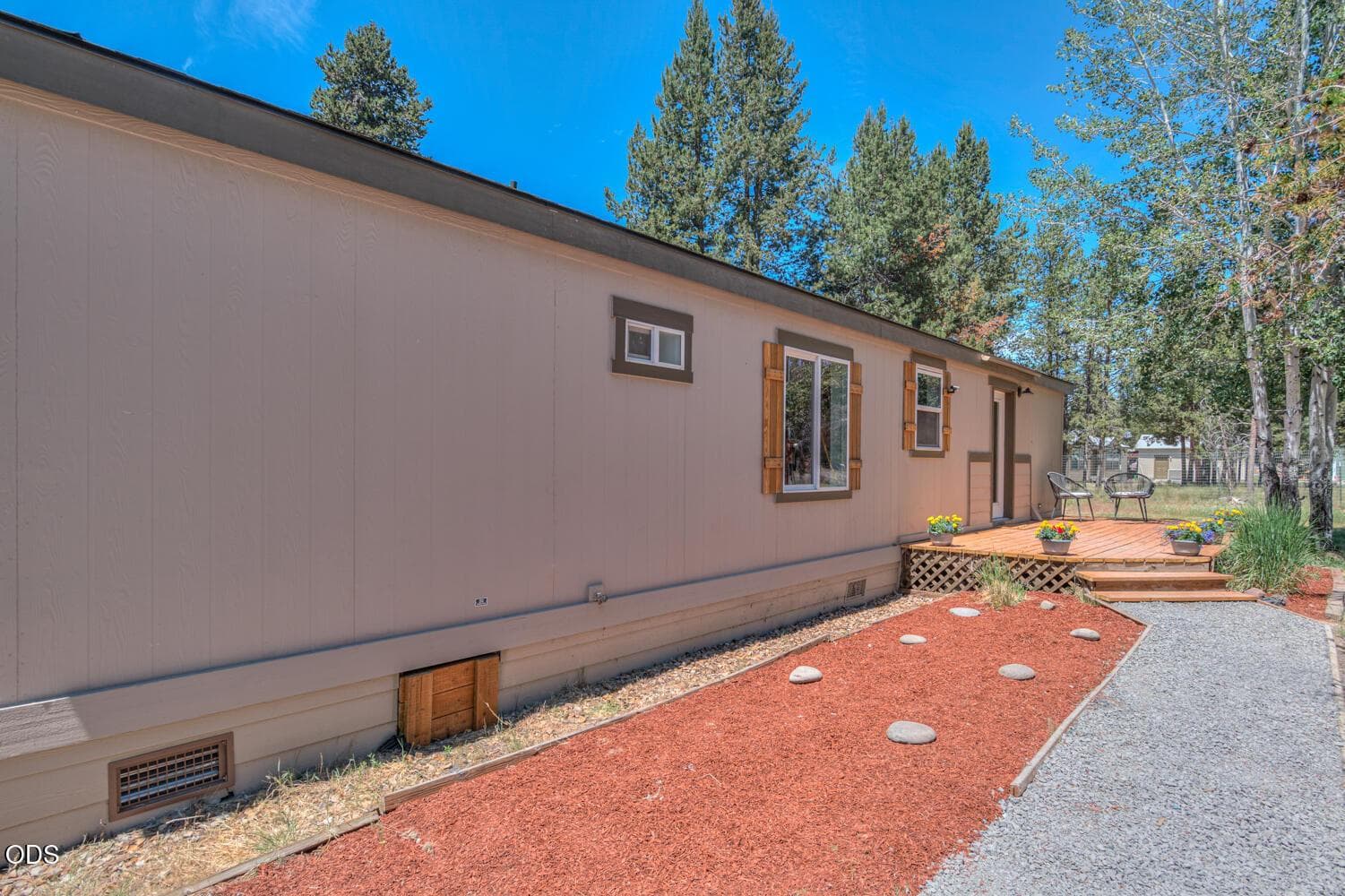 Photo of 145118 Birchwood Road 6 of 33