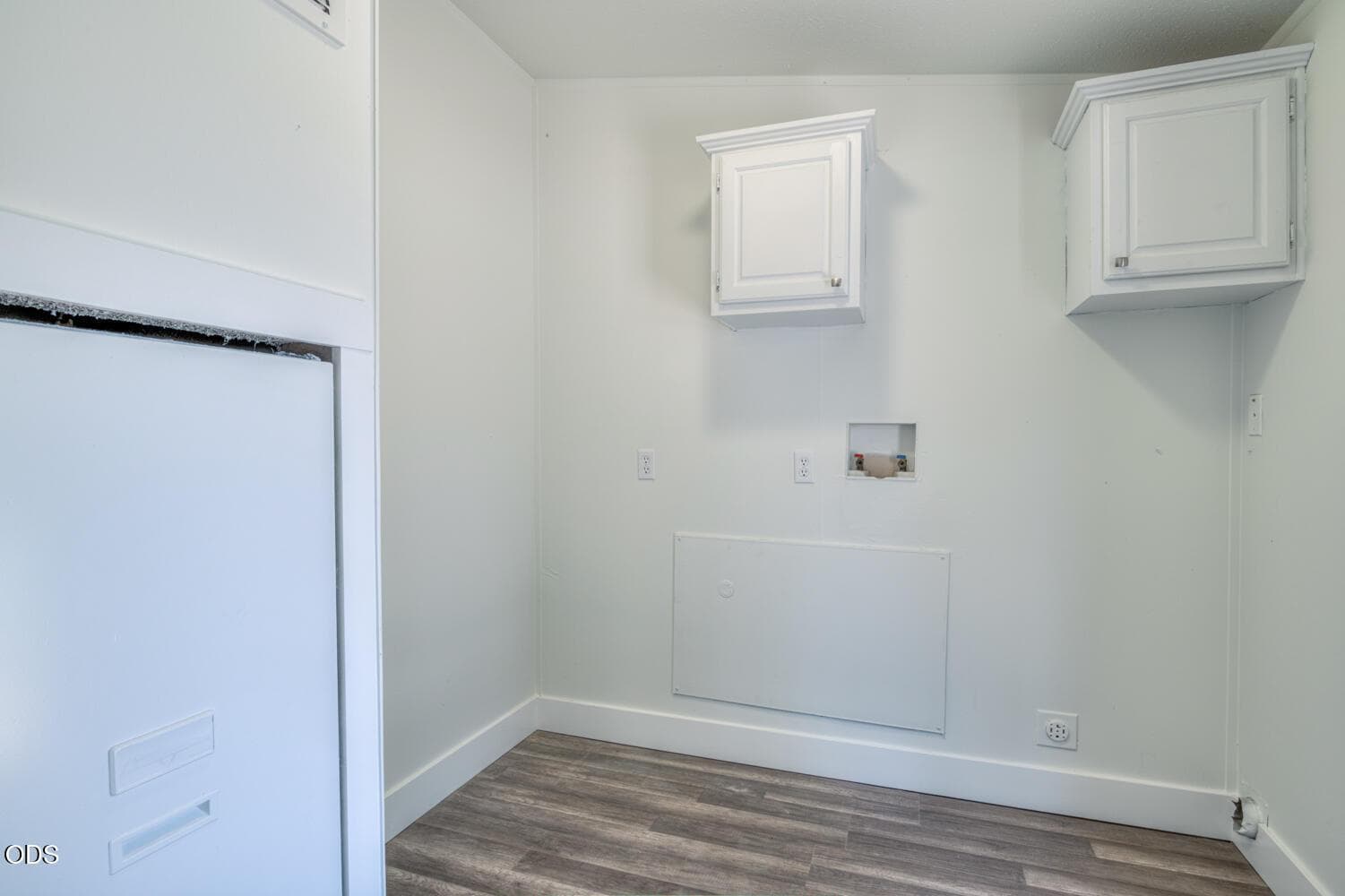 Photo of 145118 Birchwood Road 23 of 33