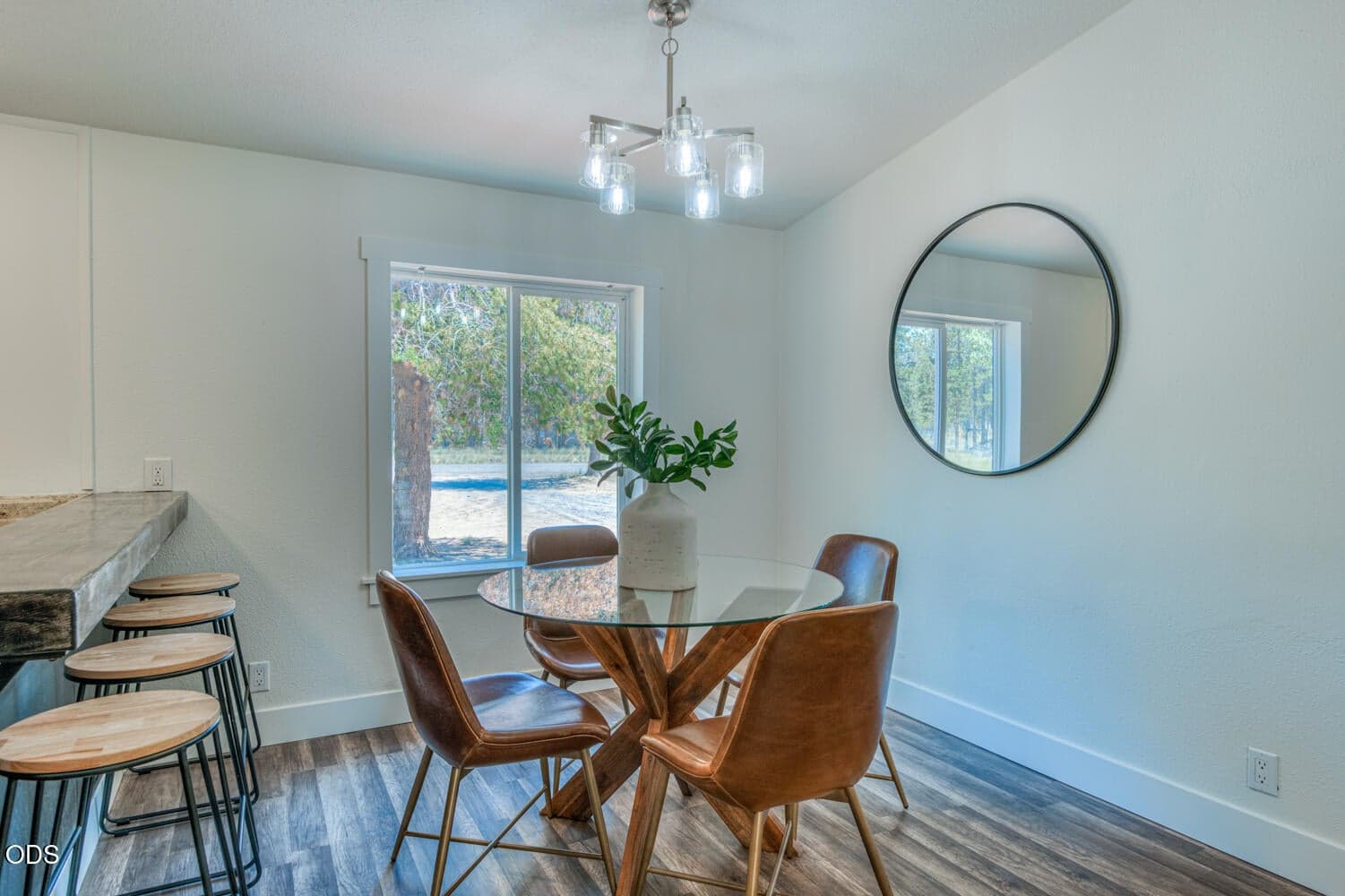 Photo of 145118 Birchwood Road 12 of 33