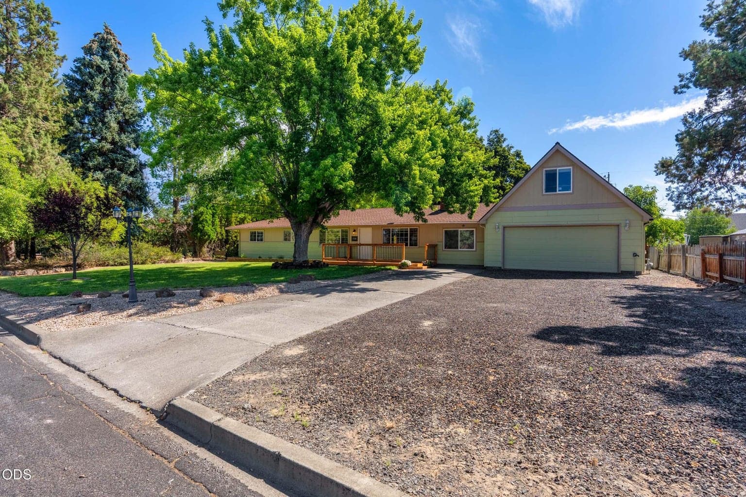 Photo of 1730 Canyon Drive 3 of 72