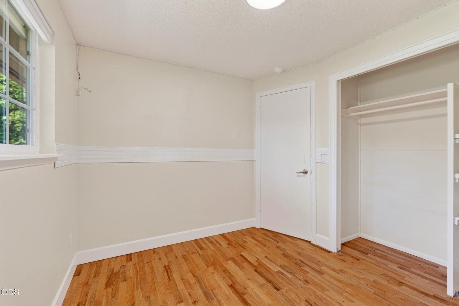 Photo of 1730 SW Canyon Drive 32 of 72