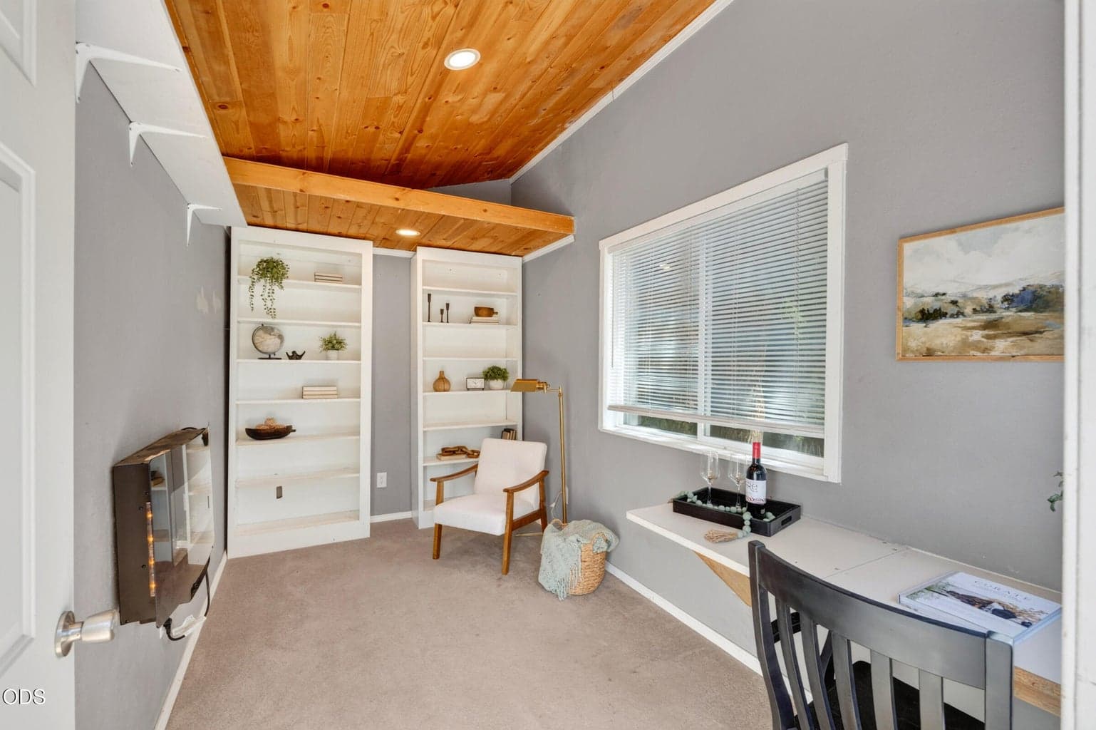 Photo of 1730 SW Canyon Drive 54 of 72