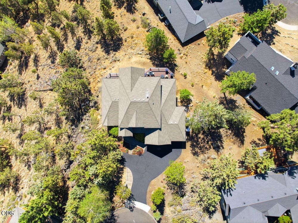 Photo of 1019 NW Hale Court 70 of 78