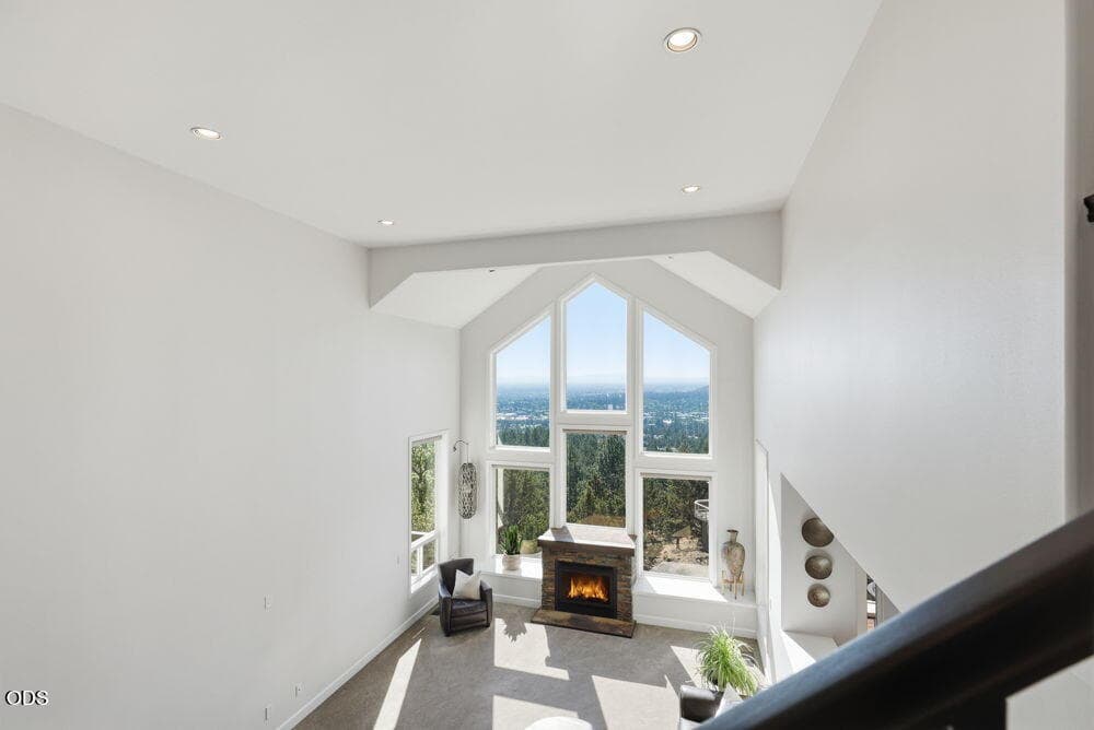 Photo of 1019 NW Hale Court 41 of 78