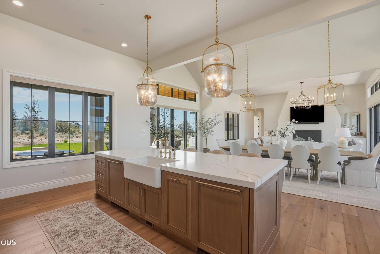 White Oak Hardwood Floors