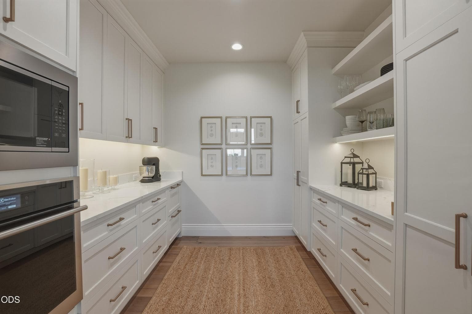 Butler Pantry