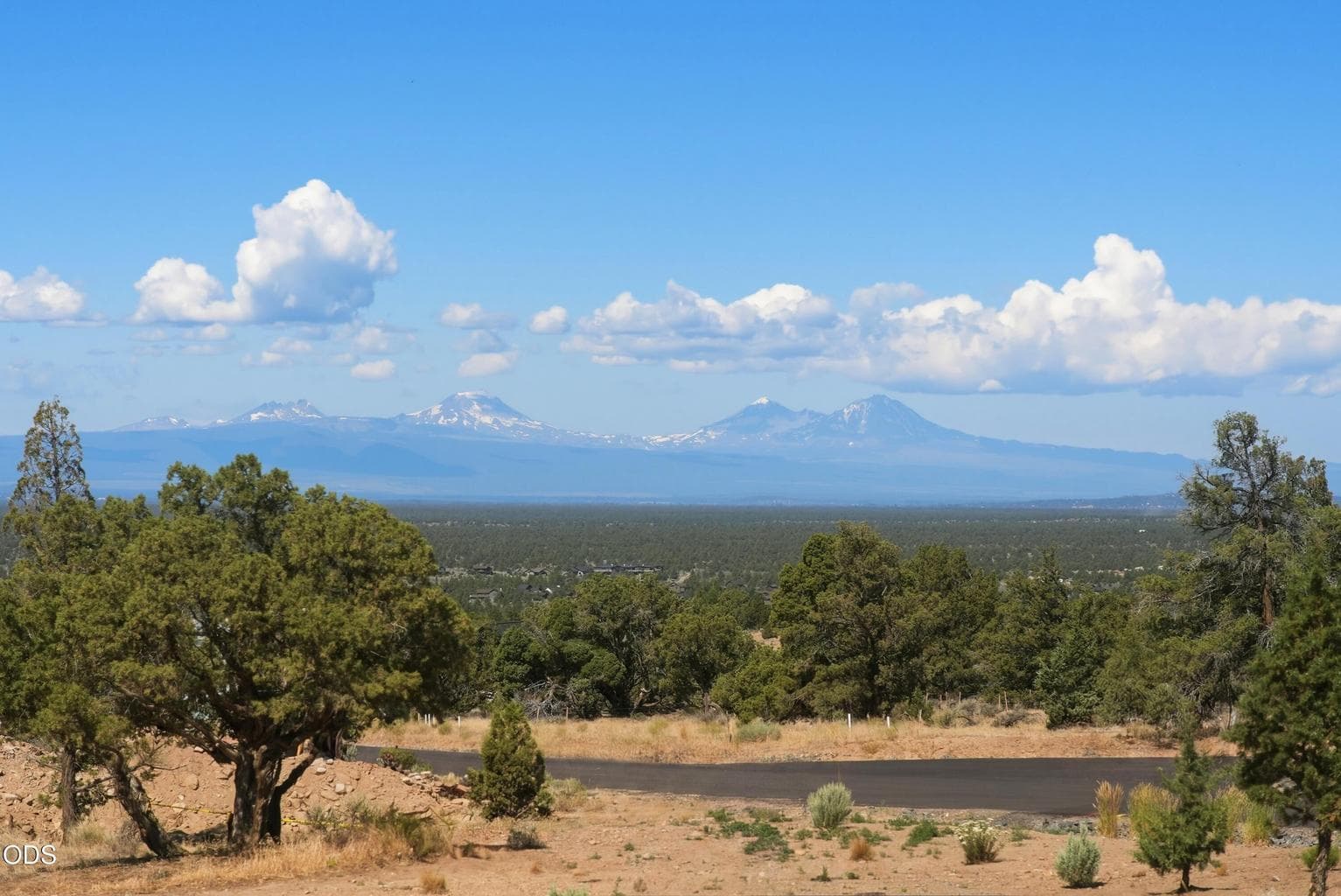 Broken Top and Three Sisters