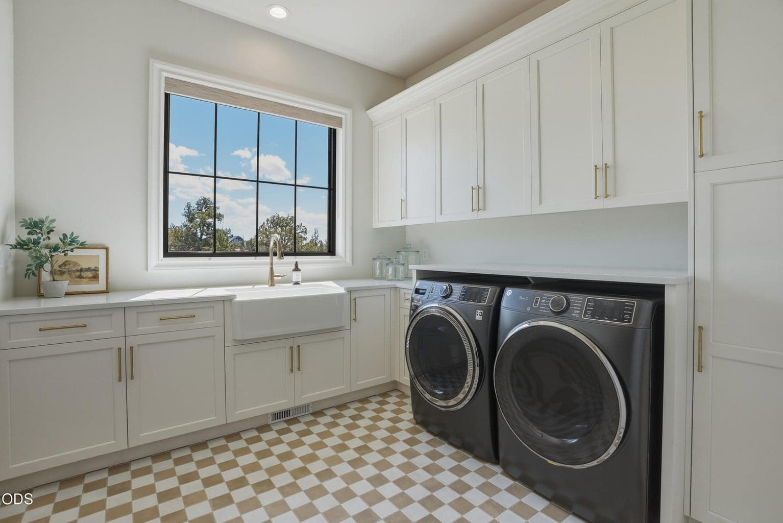 Spacious Laundry Room
