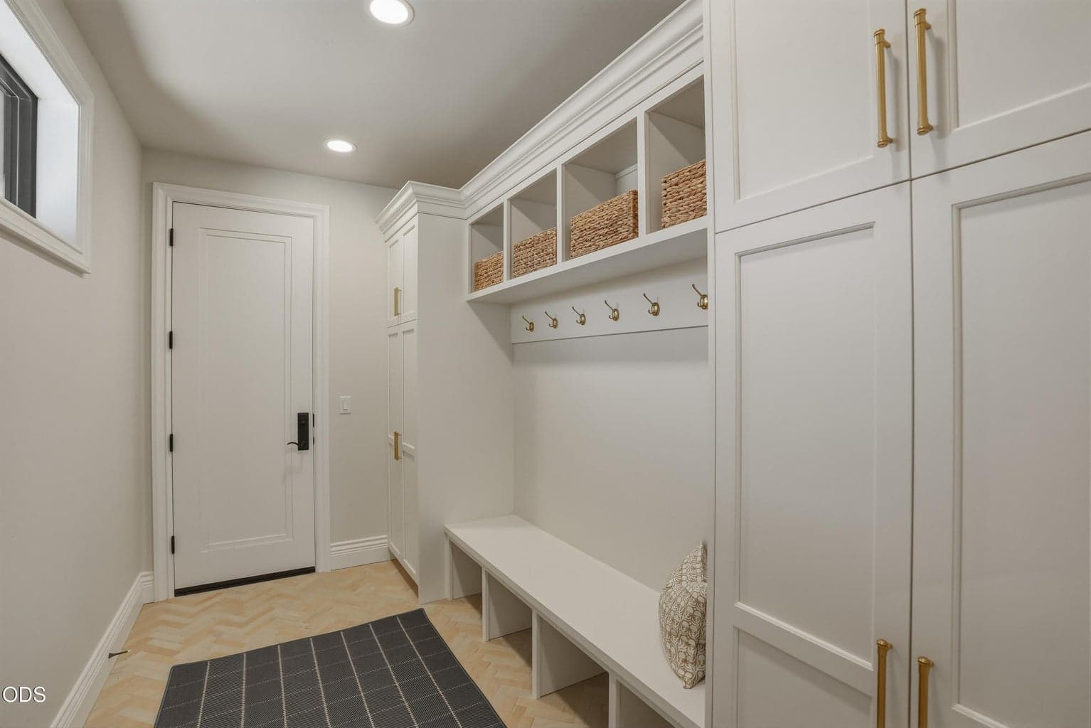 Garage Entry/Mudroom