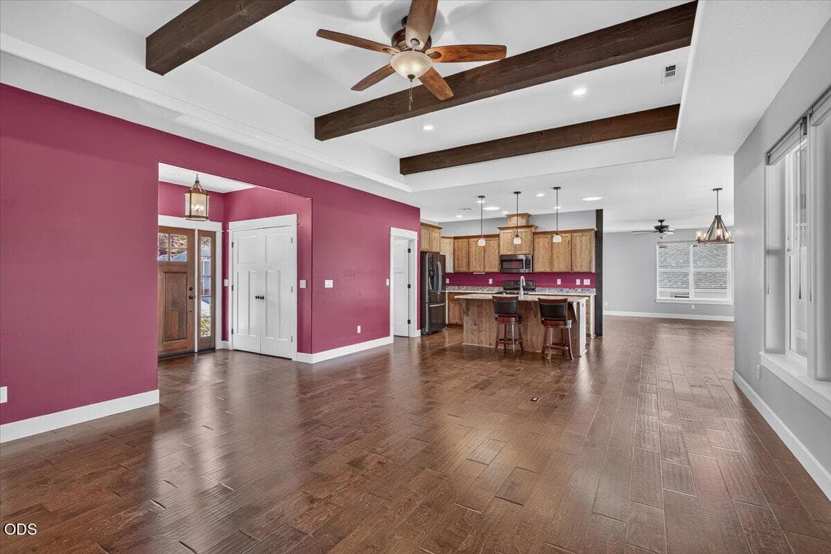 Photo of 367 Avalon Terrace 3 of 39