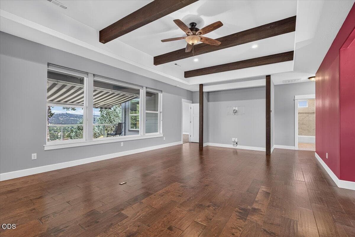 Photo of 367 Avalon Terrace 4 of 39