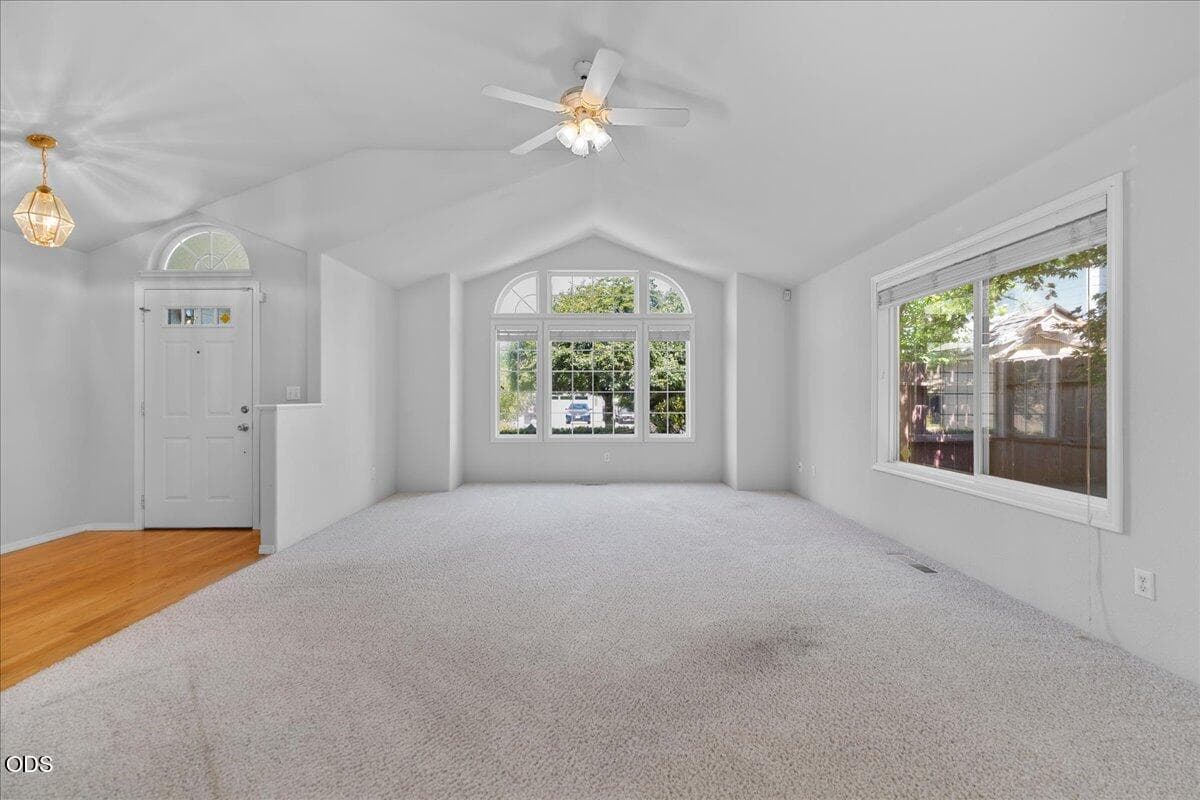 Photo of 2736 Juanita Avenue 3 of 28