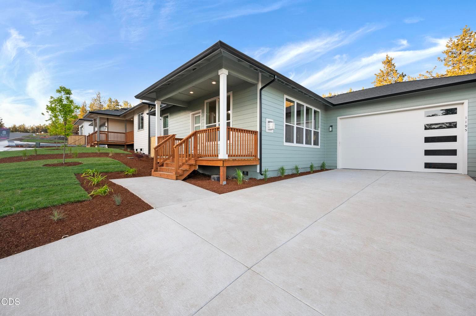 Photo of 1178 Ridge Drive 2 of 15