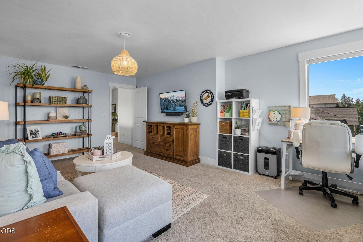 Spacious bonus room