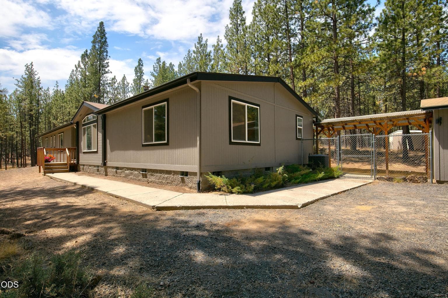 Photo of 19493 Buck Canyon Road 19 of 26