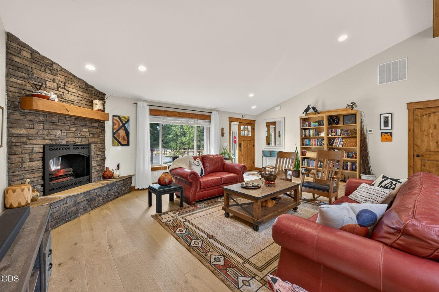 Photo of 19563 Apache Road 6 of 47
