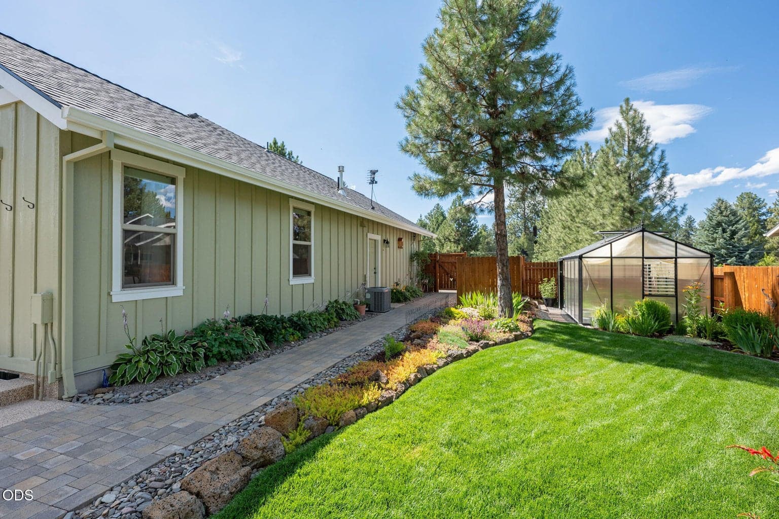 Photo of 19563 Apache Road 36 of 47