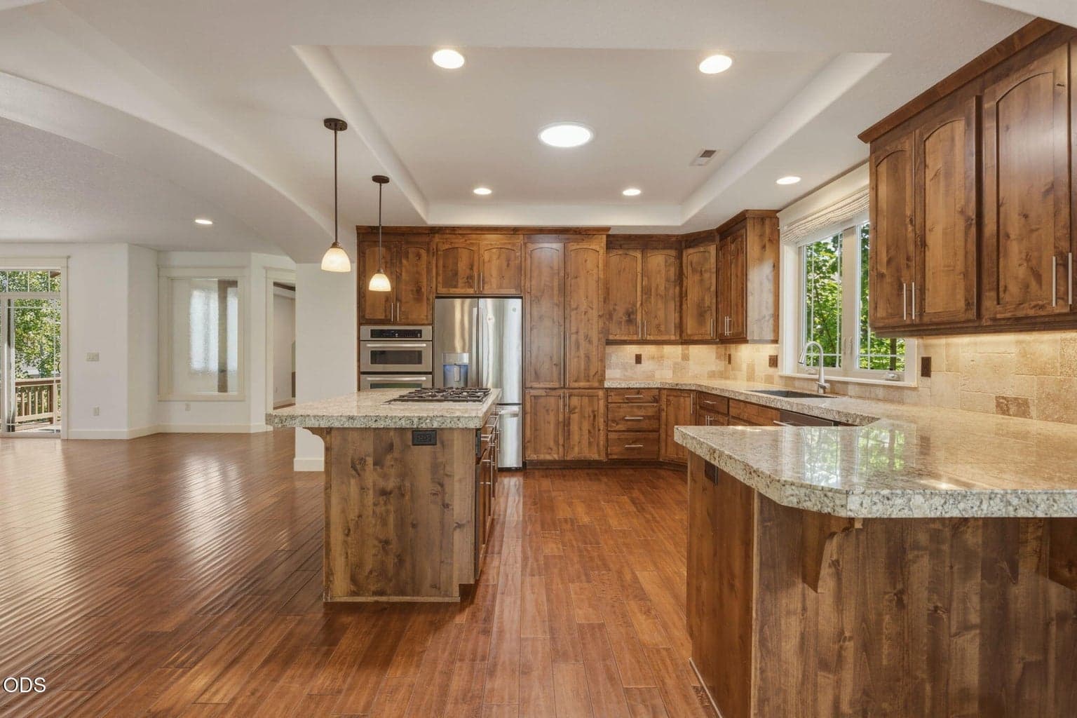 Photo of 1299 NW Ogden Avenue 10 of 27