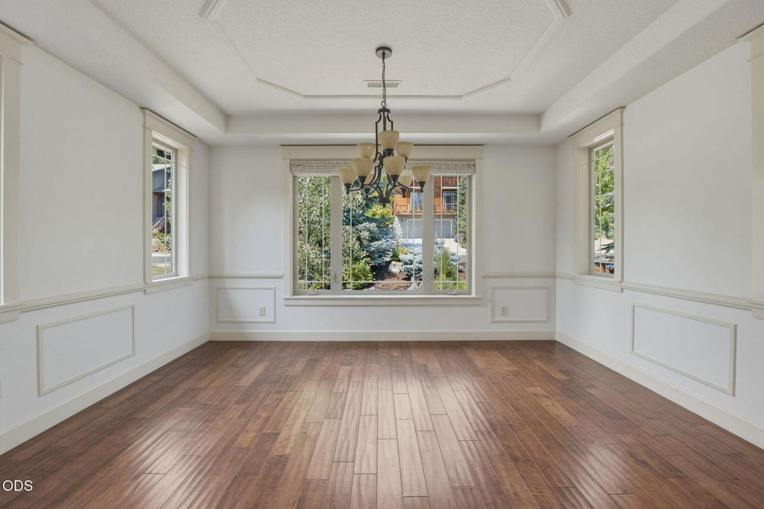 Photo of 1299 NW Ogden Avenue 12 of 27