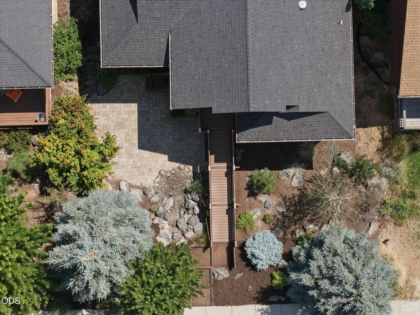 Photo of 1299 Ogden Avenue 4 of 27