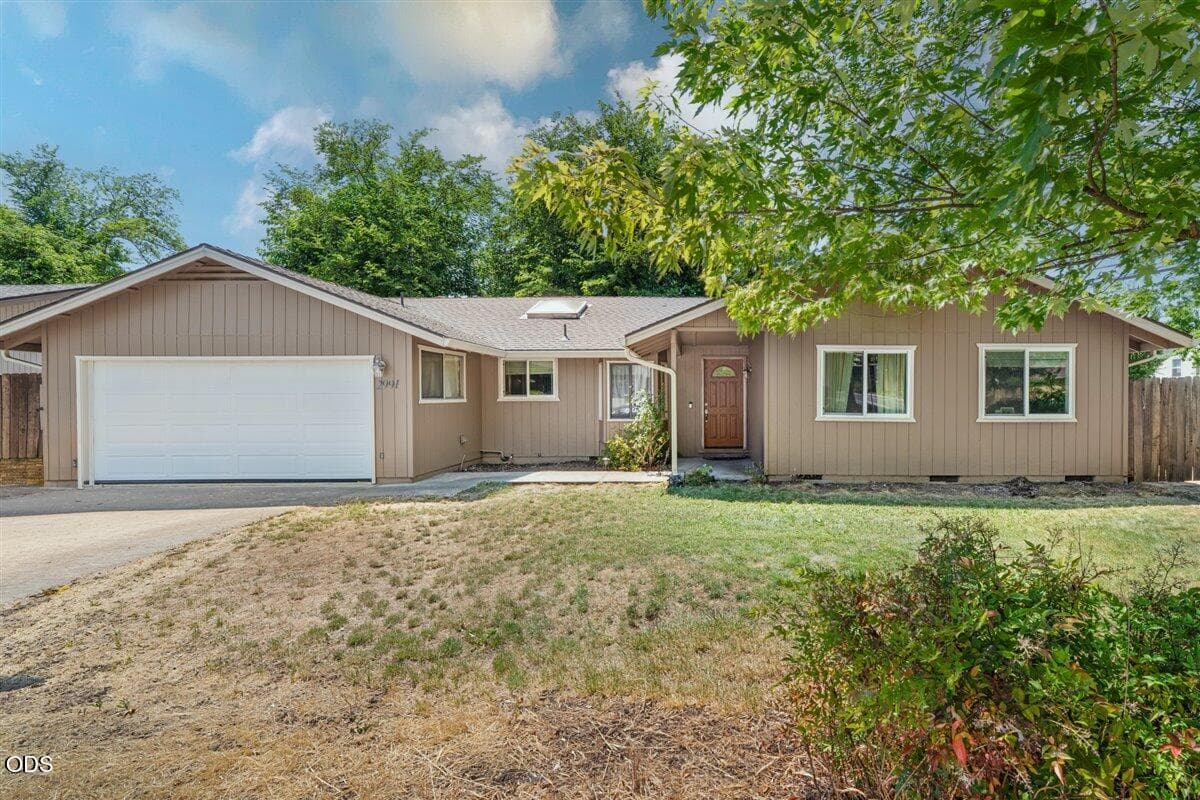 Photo of 2991 Barclay Road 1 of 21