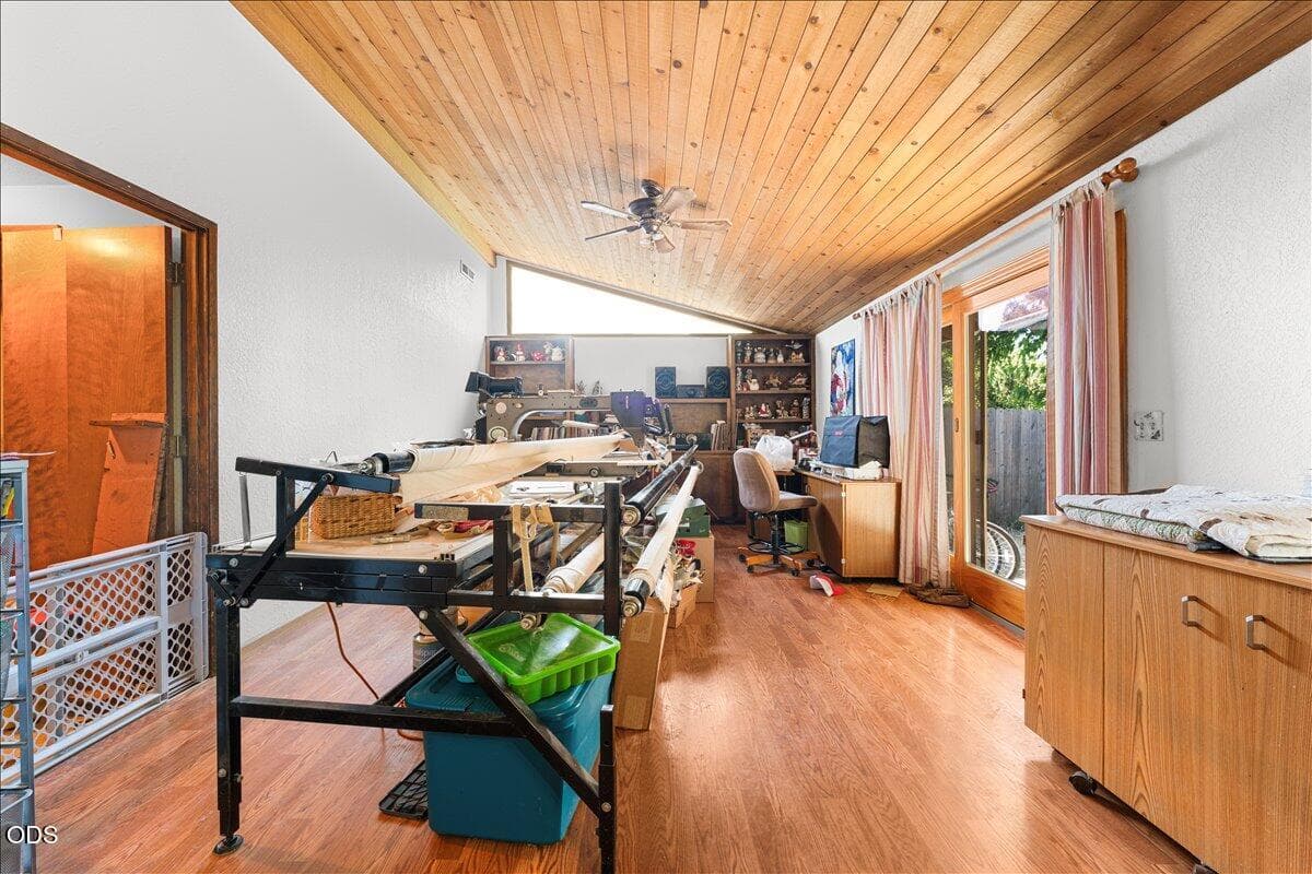 Photo of 2991 Barclay Road 3 of 21