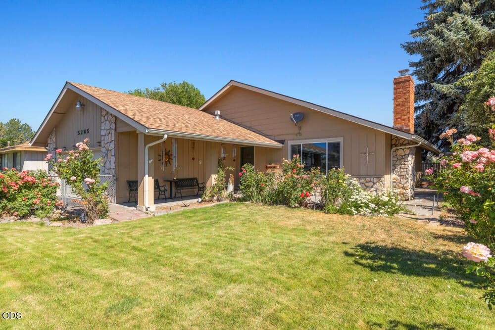 Photo of 5265 Bartlett Avenue 1 of 58