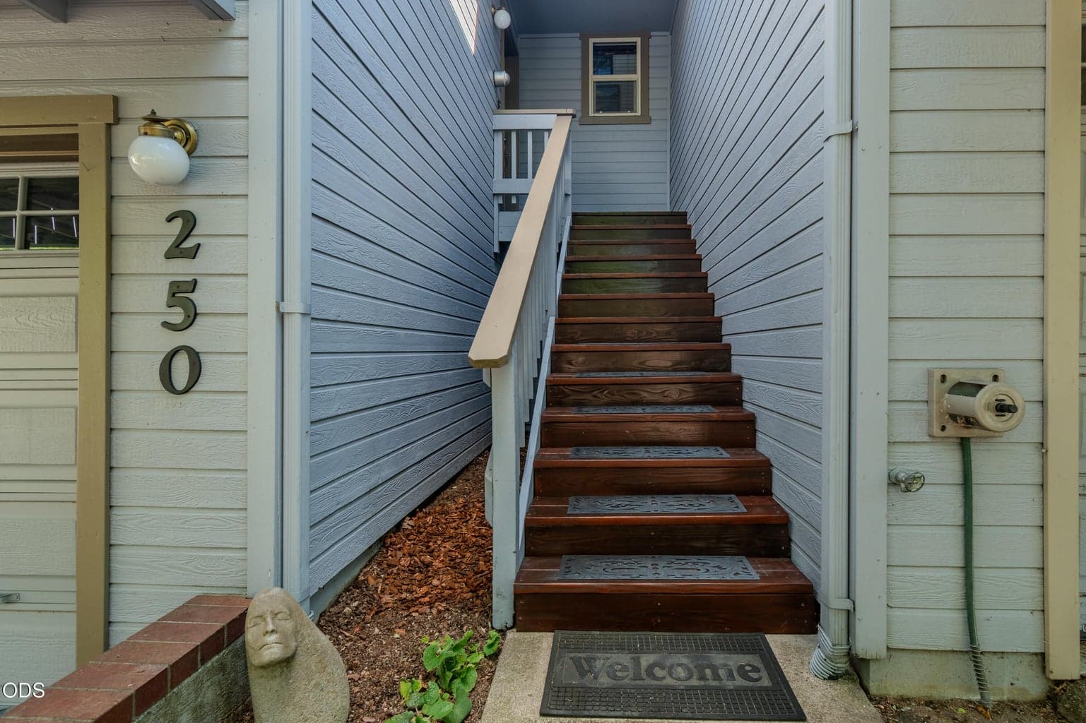 Photo of 250 Sheridan Street 3 of 38