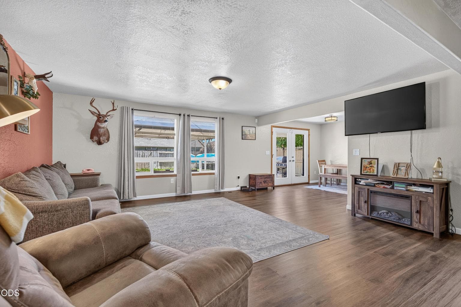 Photo of 1401 Andrew Drive 5 of 22