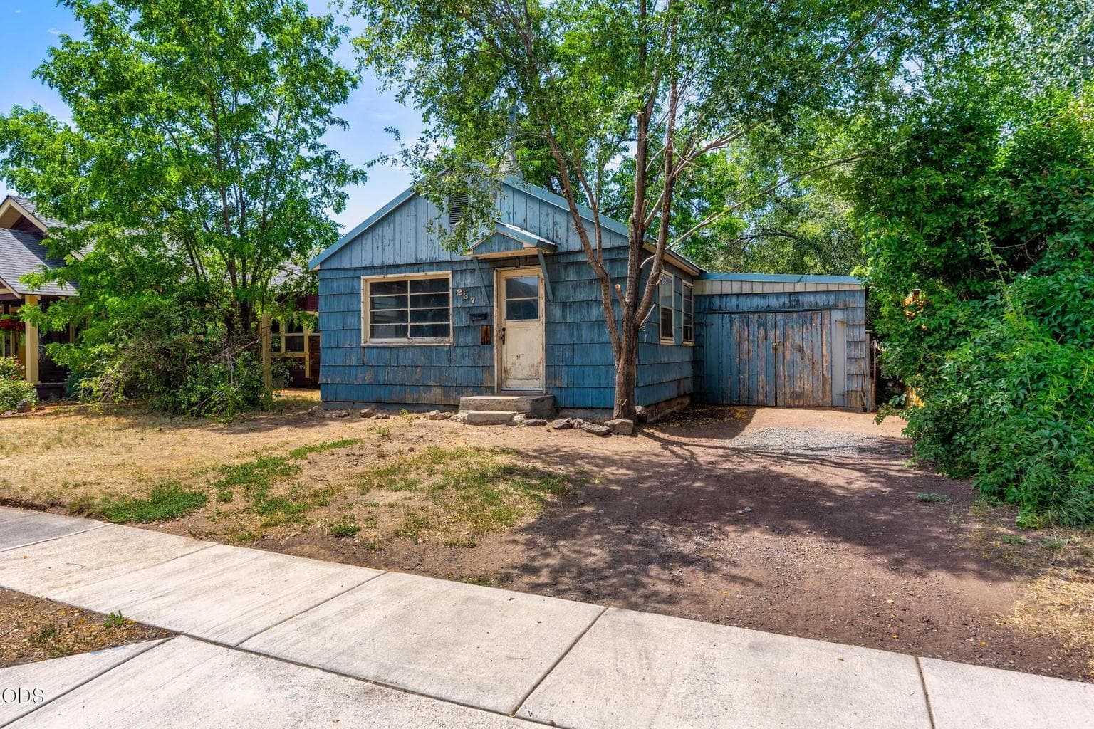 Photo of 237 9th Street 2 of 37