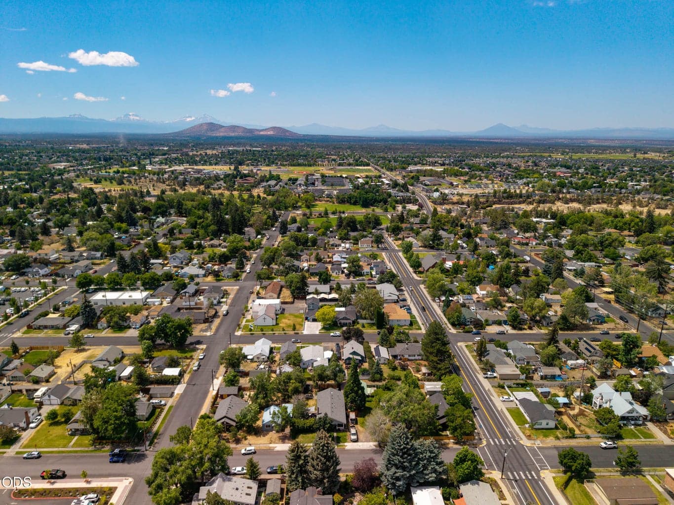 Photo of 237 SW 9th Street 34 of 37