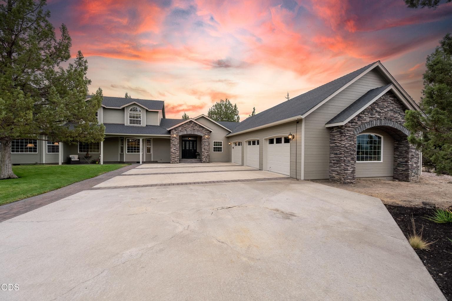 Photo of 1500 77th Street 2 of 69