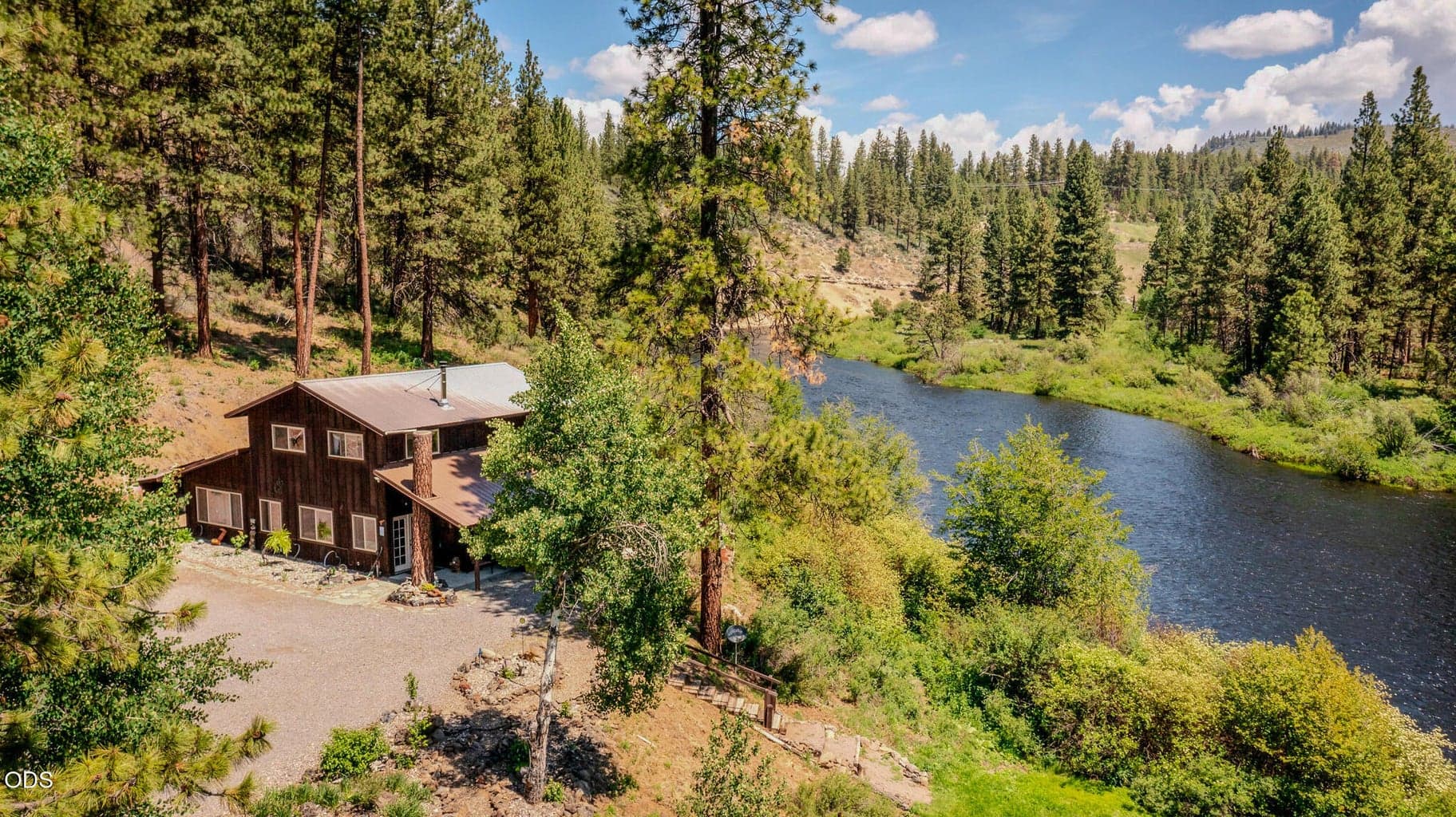 Photo of 39521 Spring Trail Court 1 of 59
