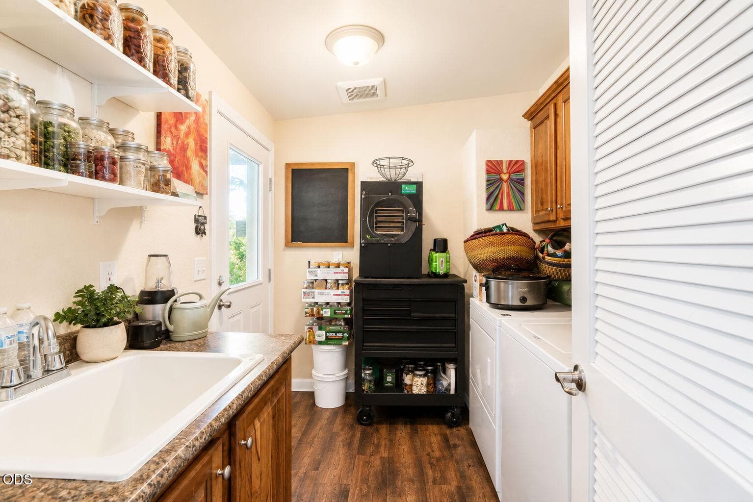 Photo of 1800 Lampman Road 5 of 53