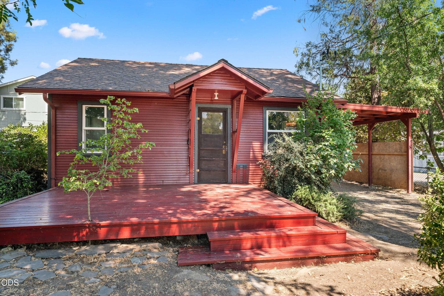Photo of 105 Maple Street 1 of 29