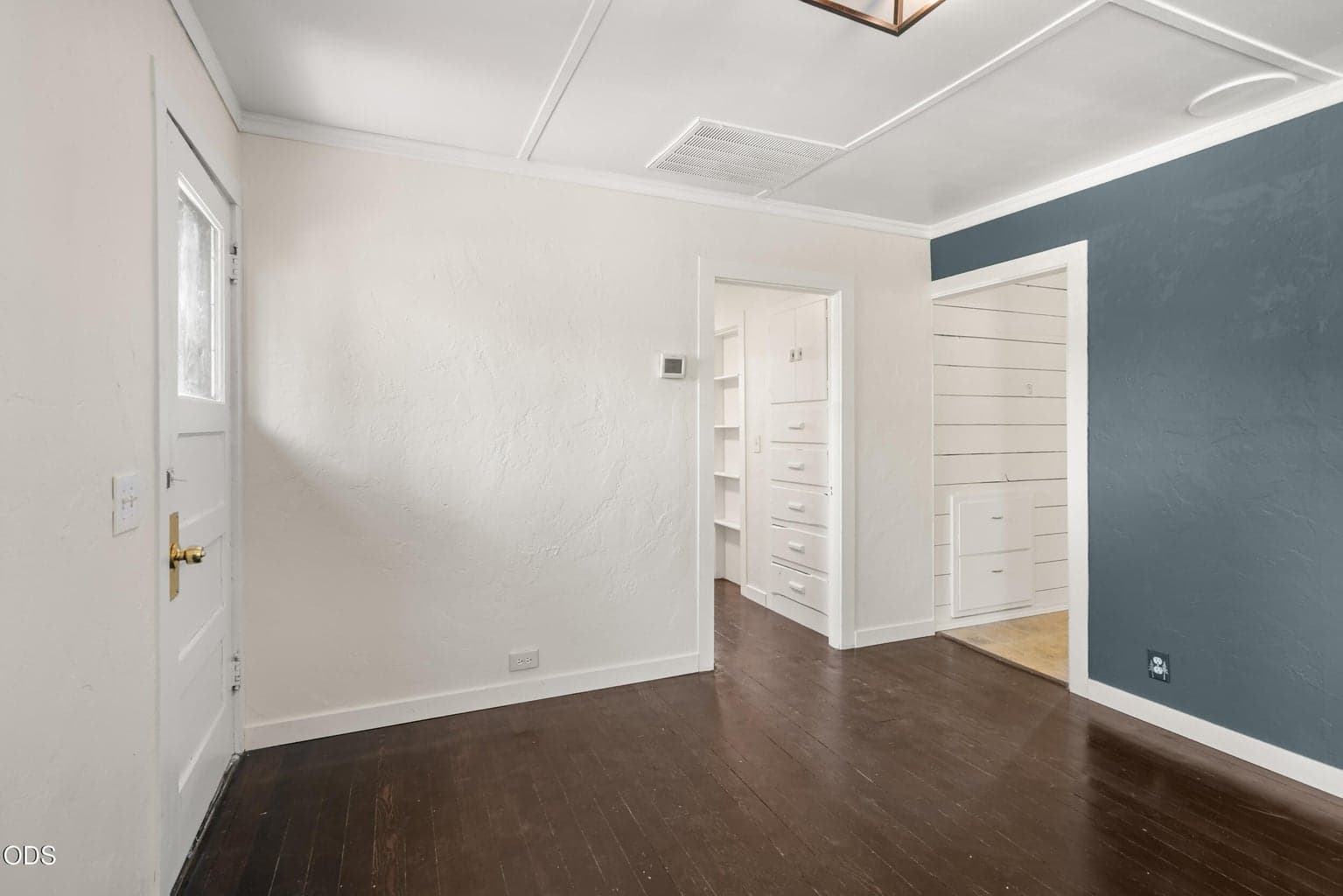 Photo of 105 Maple Street 2 of 29