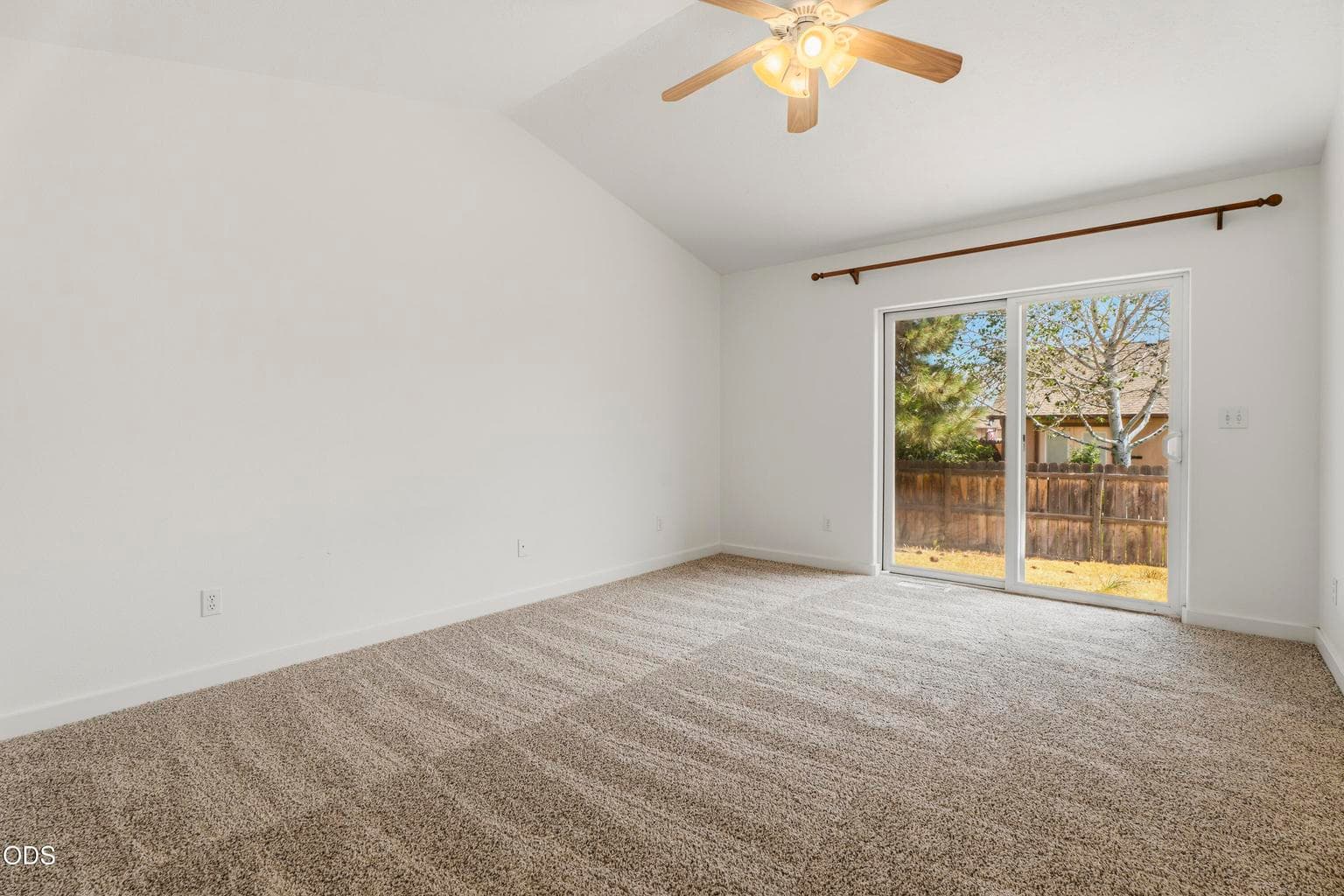 Photo of 1950 SW 36th Street 15 of 29