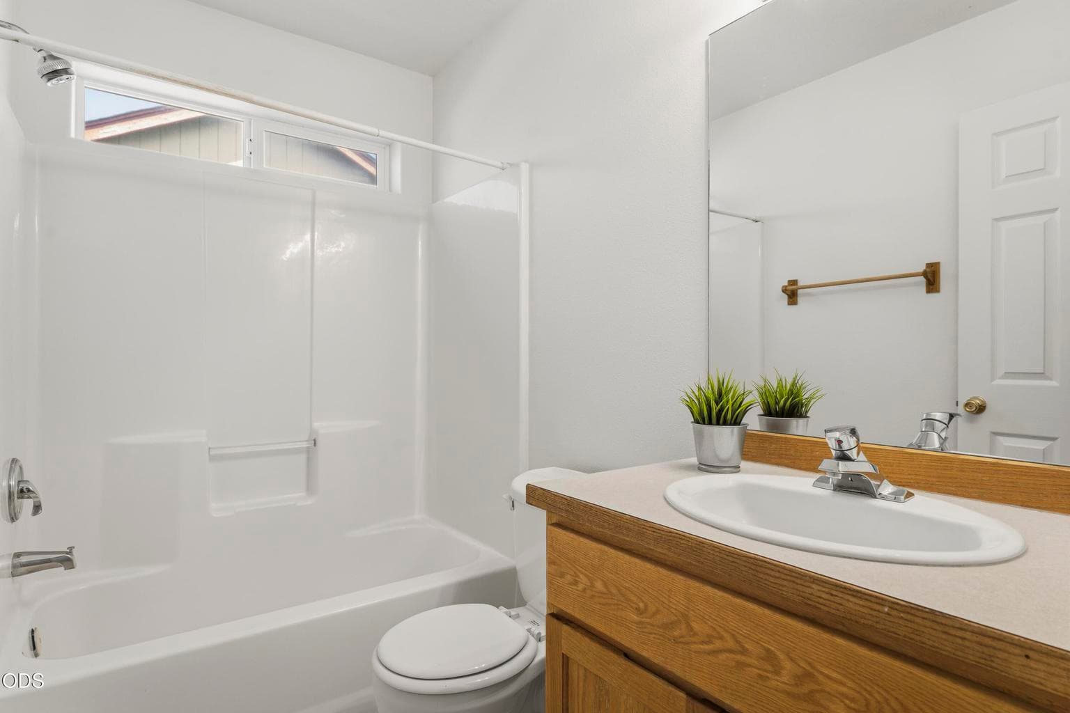 Photo of 1950 SW 36th Street 22 of 29