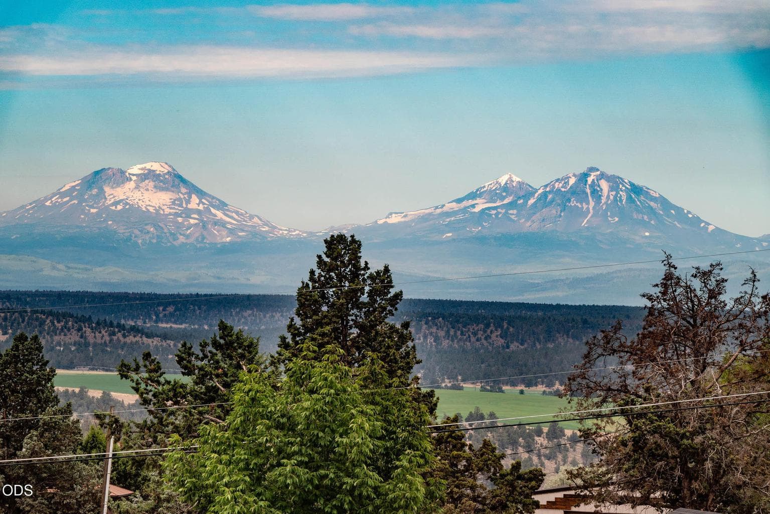 Panoramic Cascade Mt Views