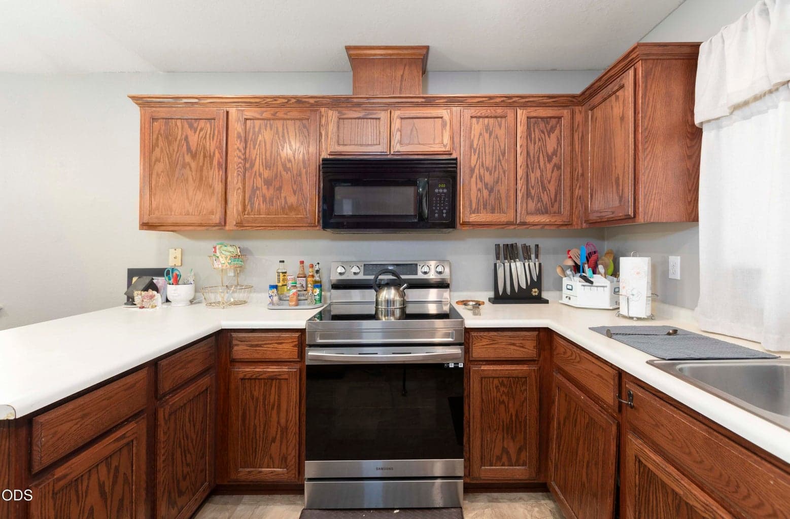 Photo of 1440 George Tweed Boulevard 5 of 34